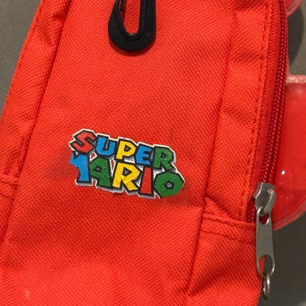 Nintendo Super‎ Mario Bros Red Clip On Pouch Bag 2012 Collectible Accessory